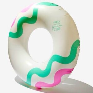 Funboy Poolside Leisure Club Tube Float – FabFitFun Summer Pool Float NEW